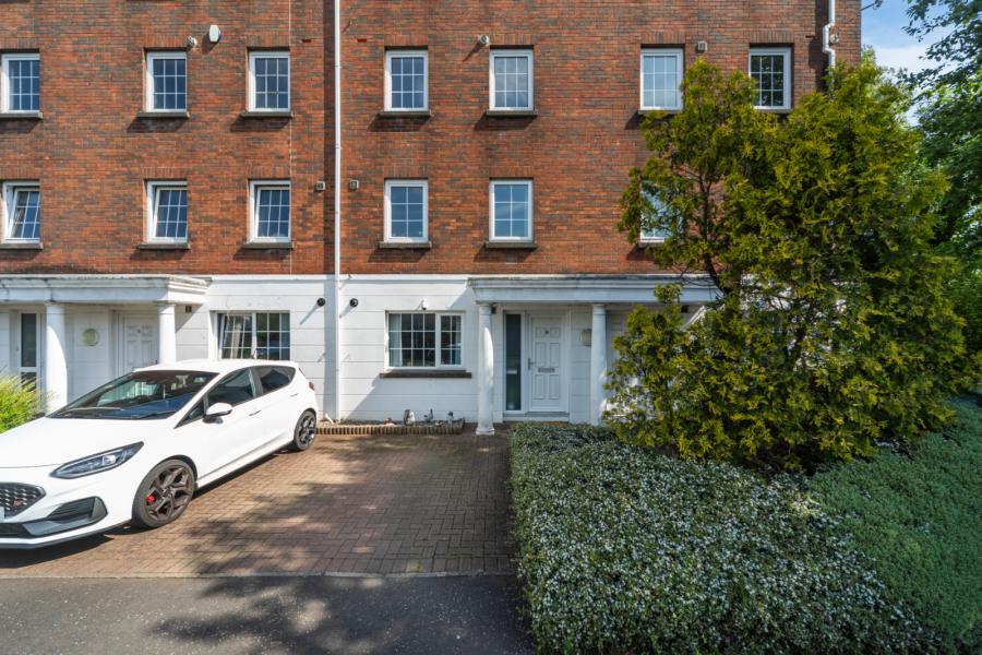 9 Fortwilliam Grange