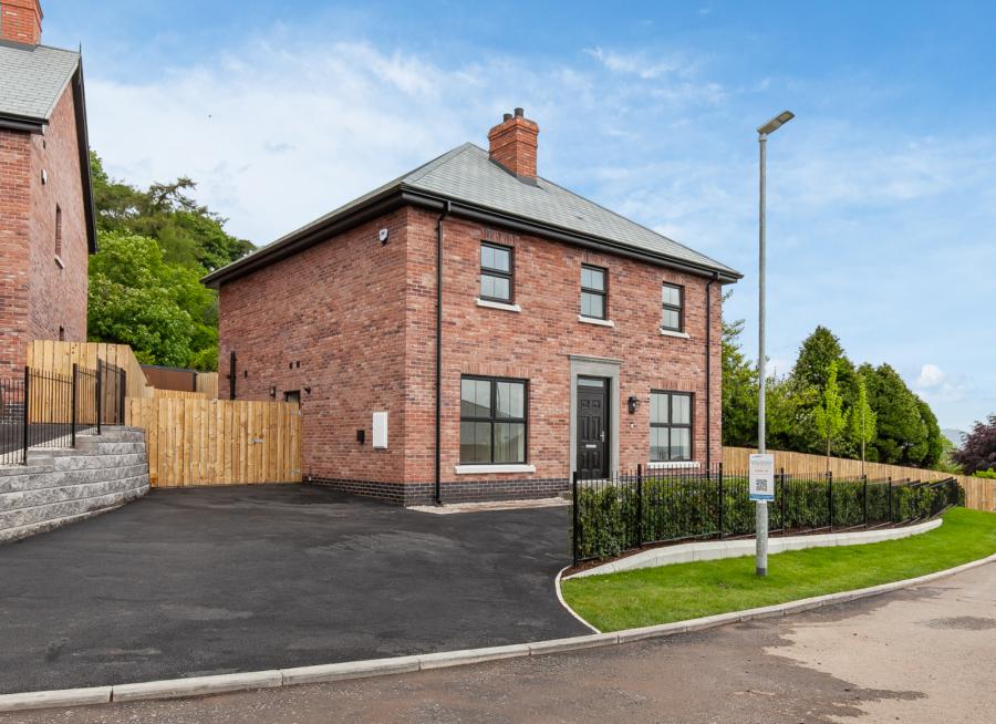 6 Ben Madigan Mews