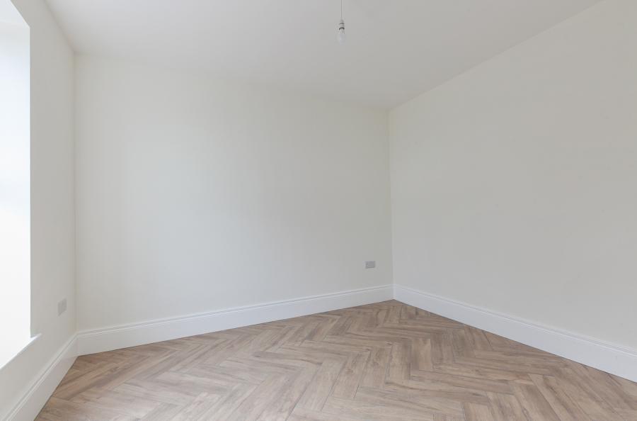 6 Ben Madigan Mews