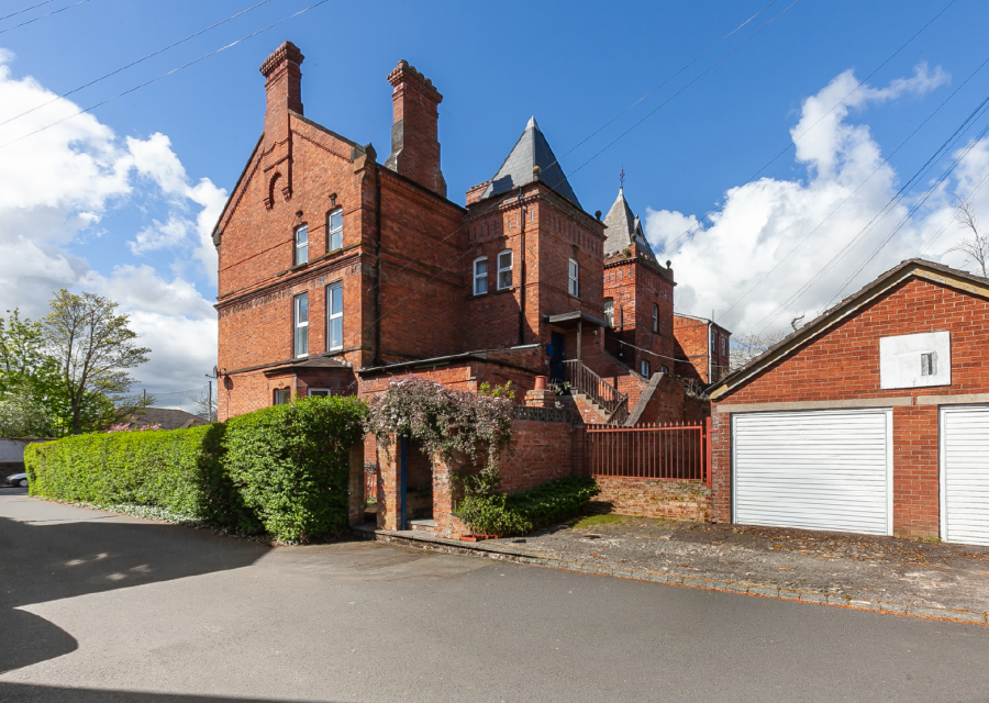 2 Easton Avenue, Belfast, County Antrim, BT14 6LL