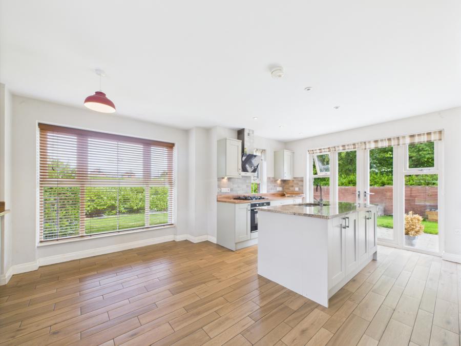 20F, Old Cavehill Road