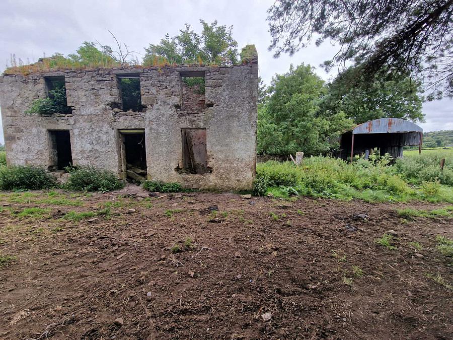 Circa 27 8 Acres Altaveedan Road