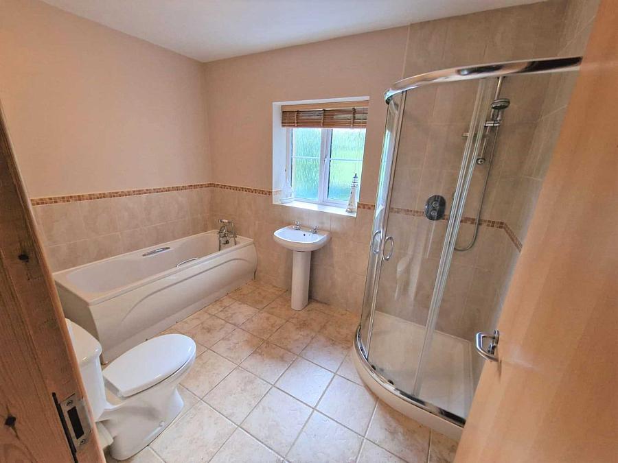 254 Derrygonnelly Road