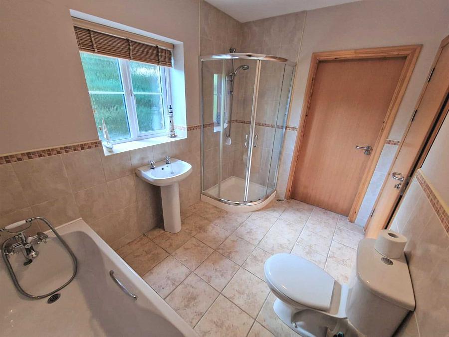 254 Derrygonnelly Road