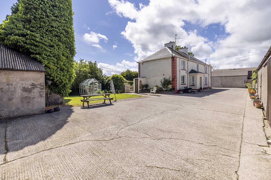 20 Drumadagarve Road