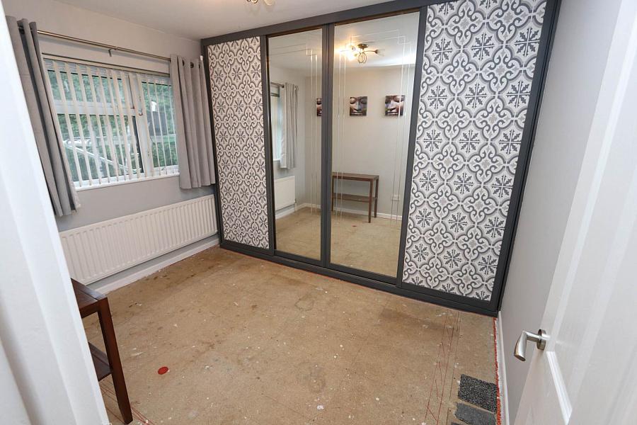 40 Ballinamullan Road