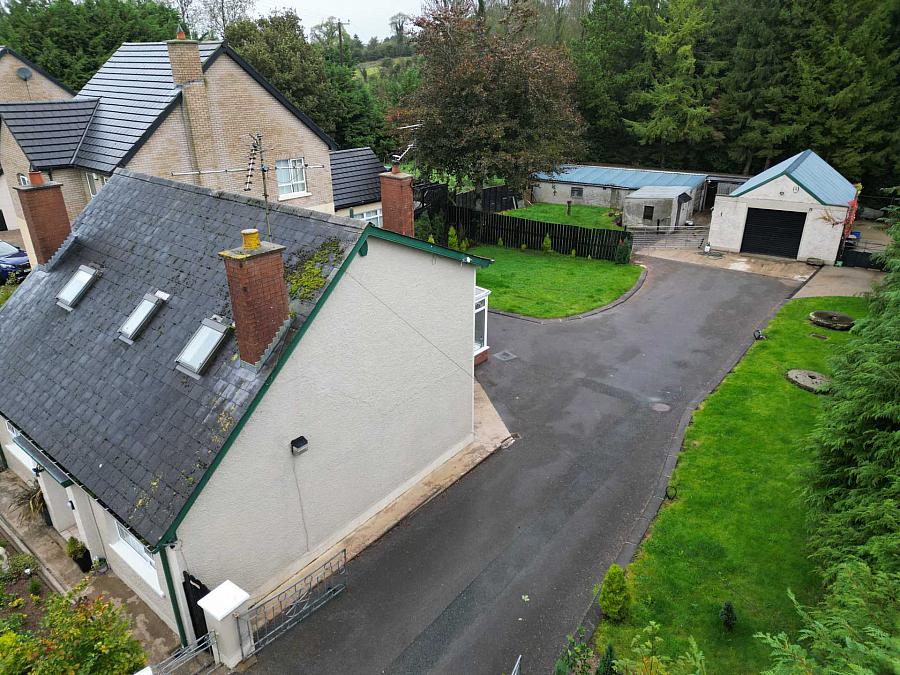 40 Ballinamullan Road