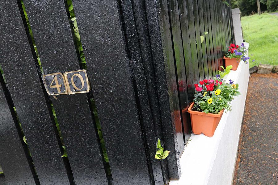 40 Ballinamullan Road