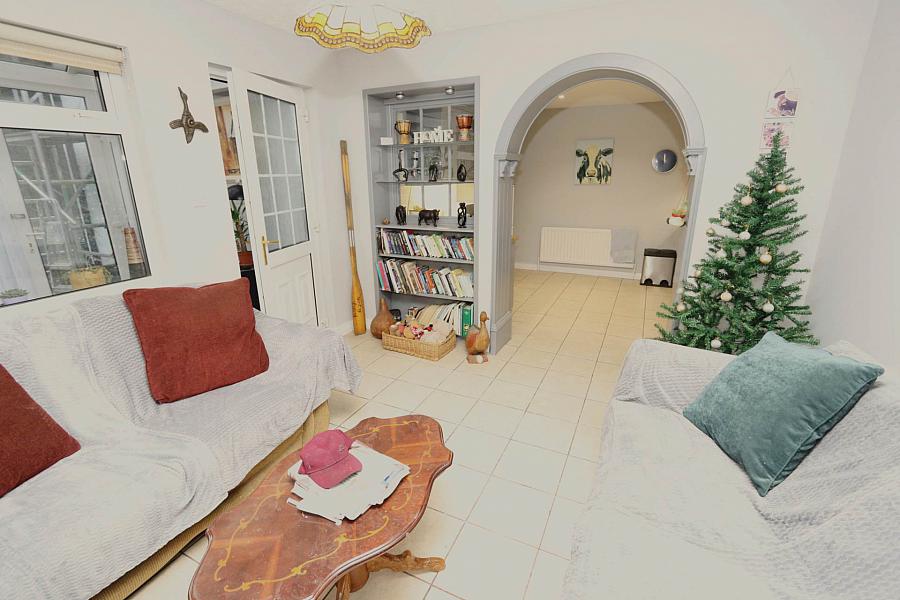 40 Ballinamullan Road