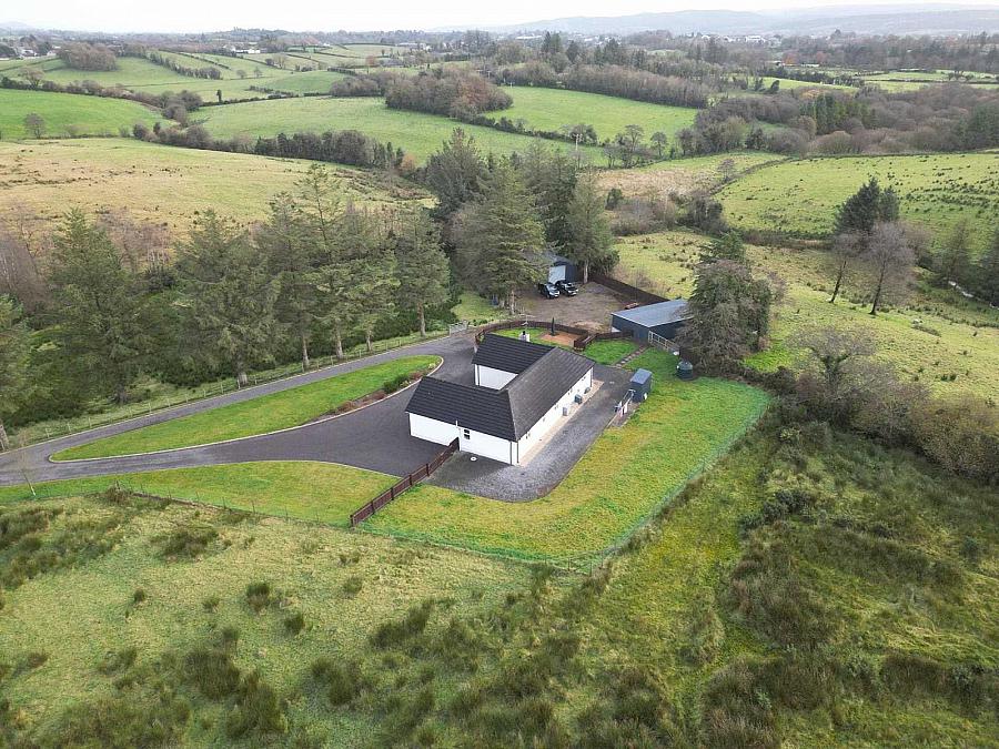 16 Drumnameel Road
