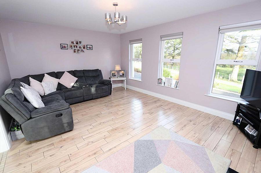 16 Drumnameel Road