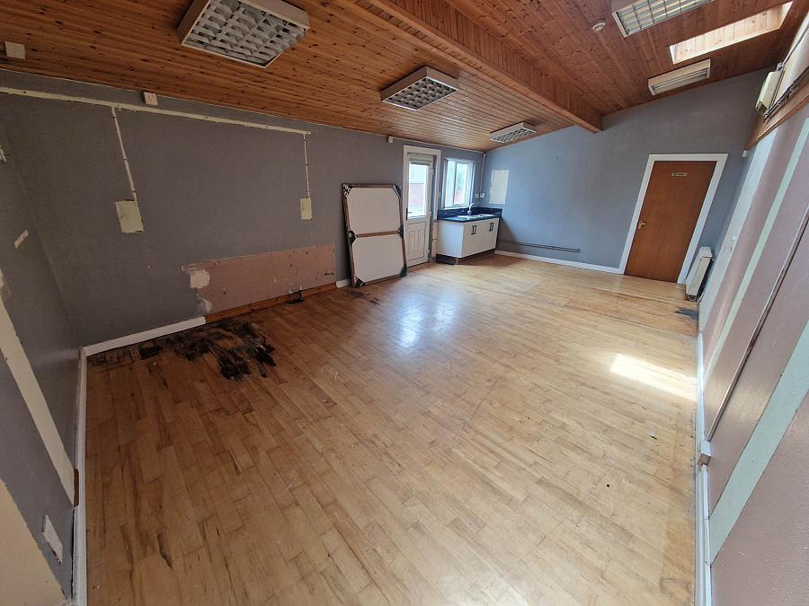 House & Commercial Unit 45/47 Main Street