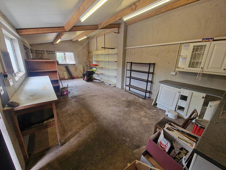 House & Commercial Unit 45/47 Main Street
