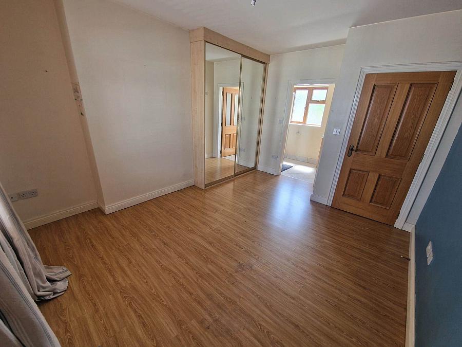 House & Commercial Unit 45/47 Main Street