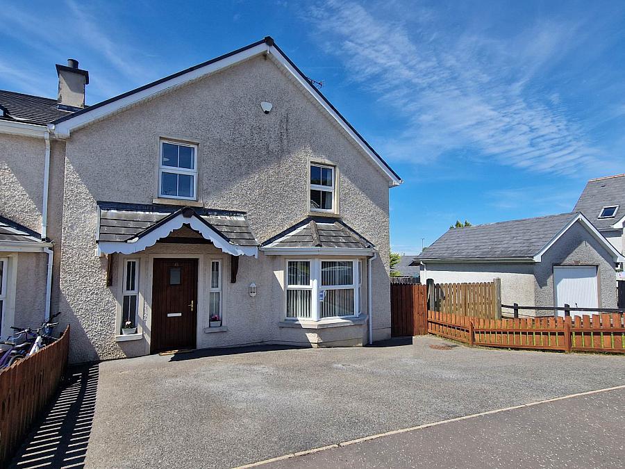 15 Carnwood, Lisnaskea, Enniskillen, BT92 0LF
