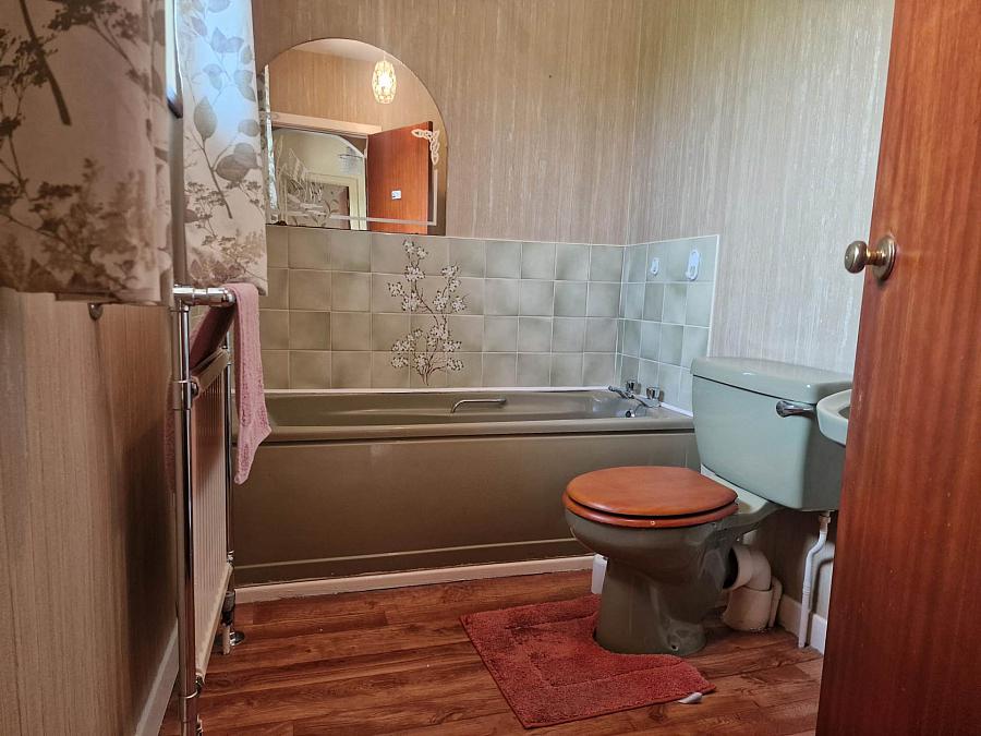 28 Colebrooke Park Road