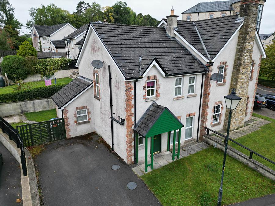 100 Silverhill Manor, Enniskillen, BT74 5JJ