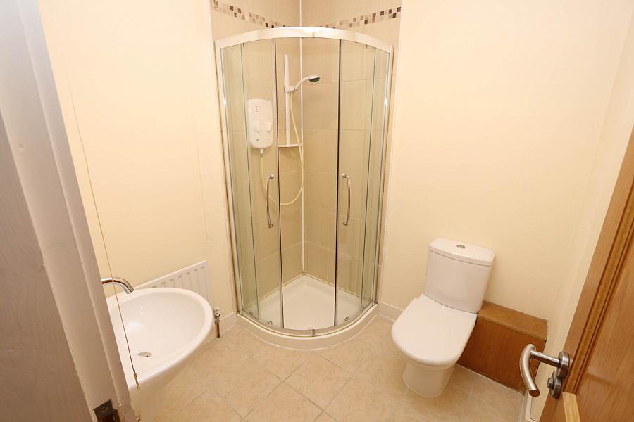 100 Silverhill Manor