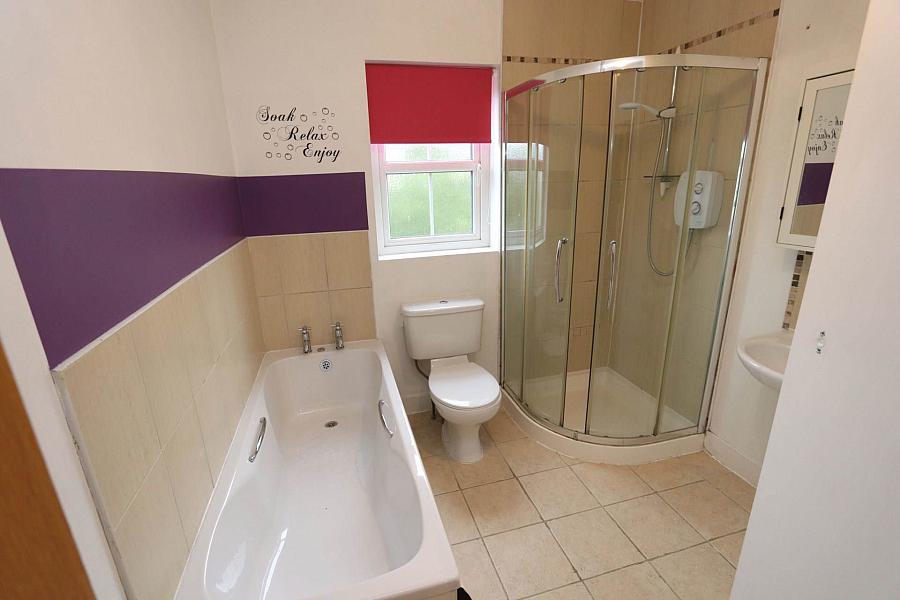 100 Silverhill Manor