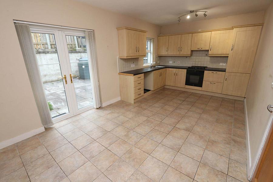 100 Silverhill Manor