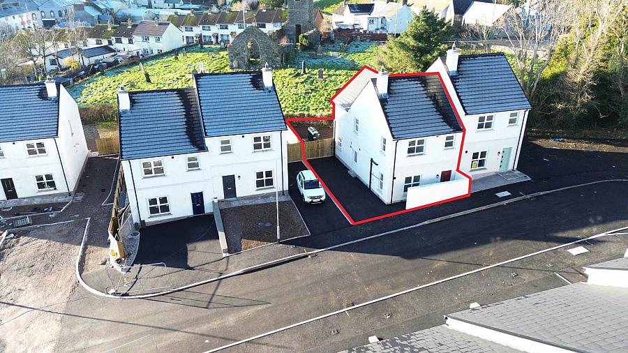 6 Castletown Brae, Fintona, Omagh, BT78 2BY