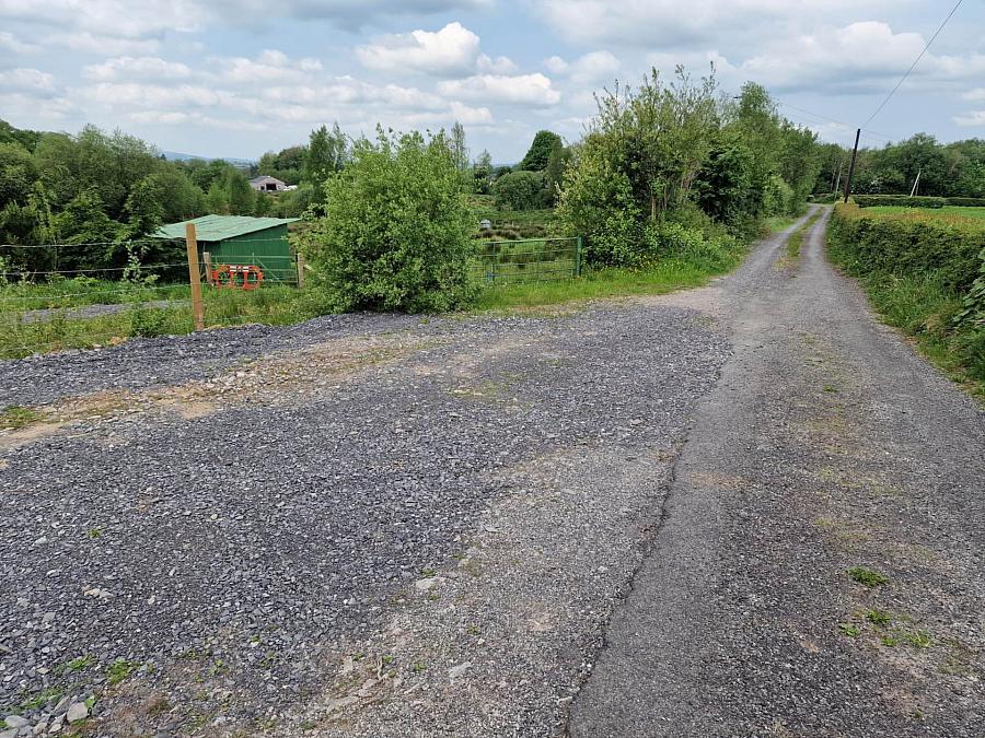 Building Site With 7 Acres Raw Rd