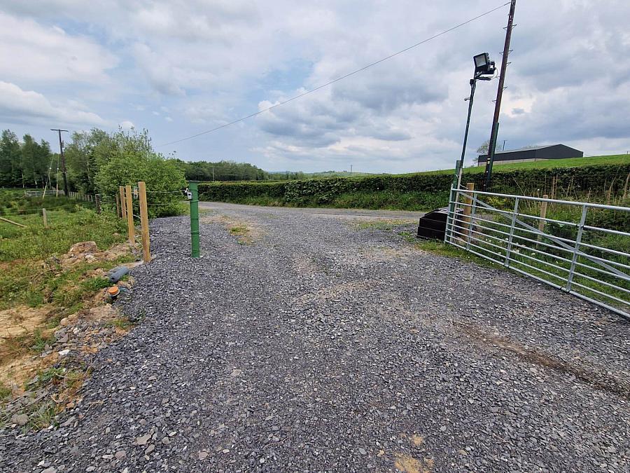 Building Site With 7 Acres Raw Rd