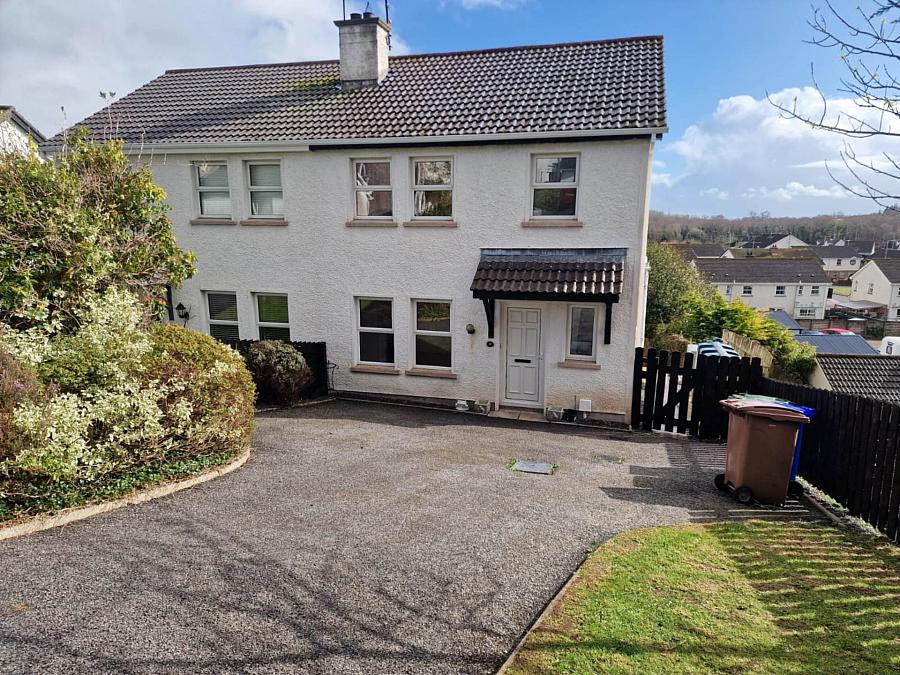 17 Lackaboy View, Enniskillen, BT74 4DY