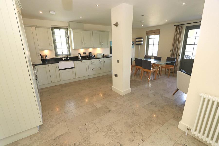 41 Lough Erne Golf Village