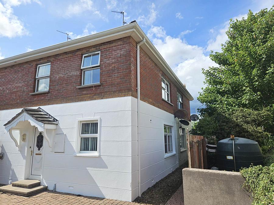 4 Gortacharan Mews