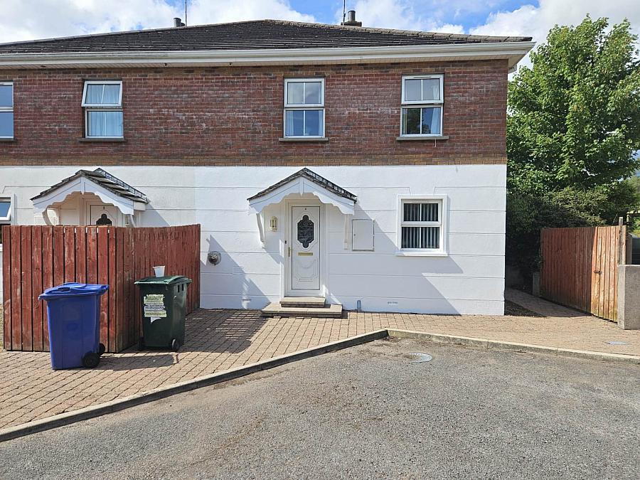 4 Gortacharan Mews