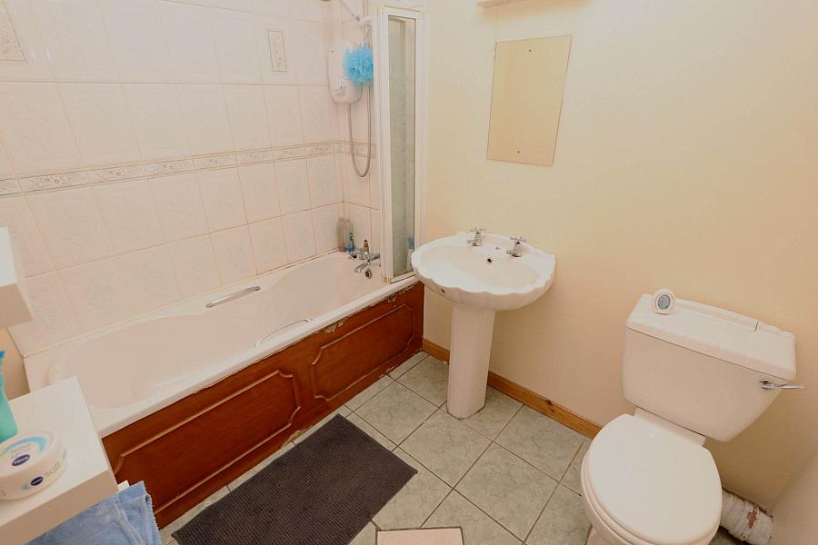 4 Gortacharan Mews