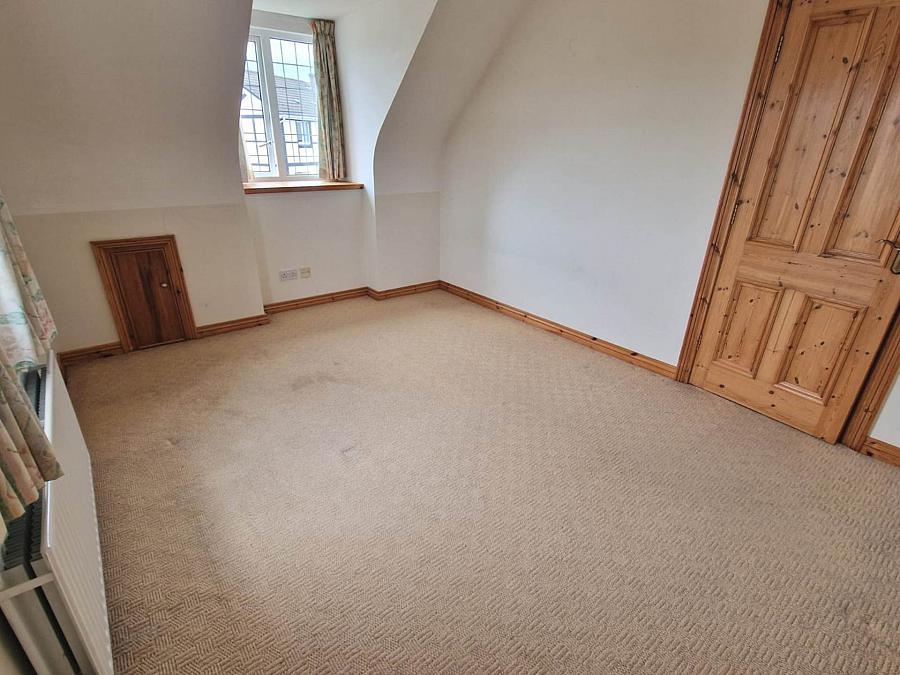 7 Boyhill Park