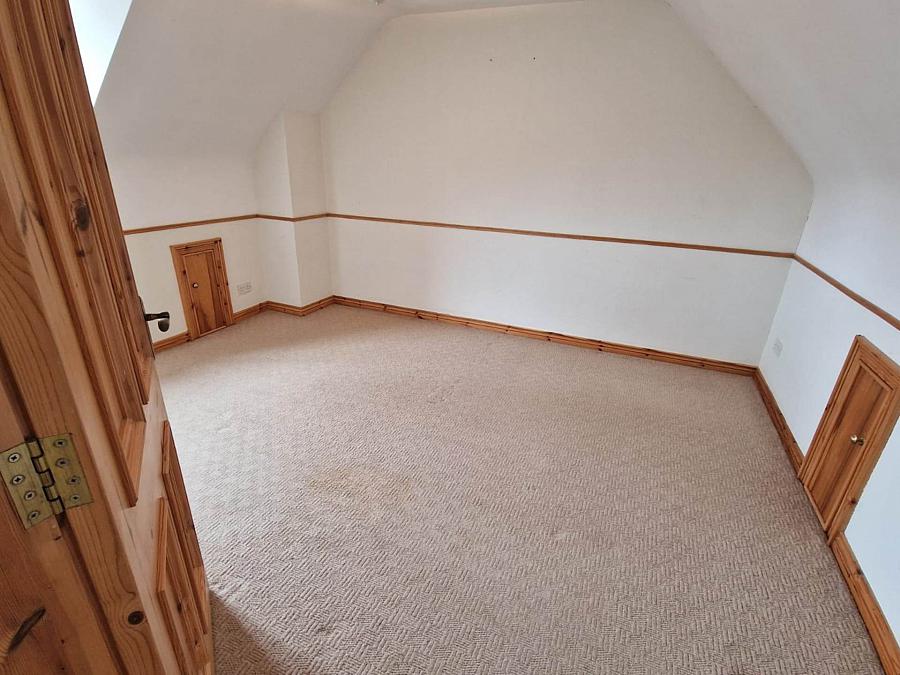 7 Boyhill Park