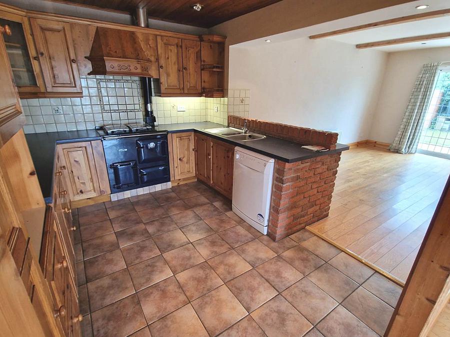 7 Boyhill Park