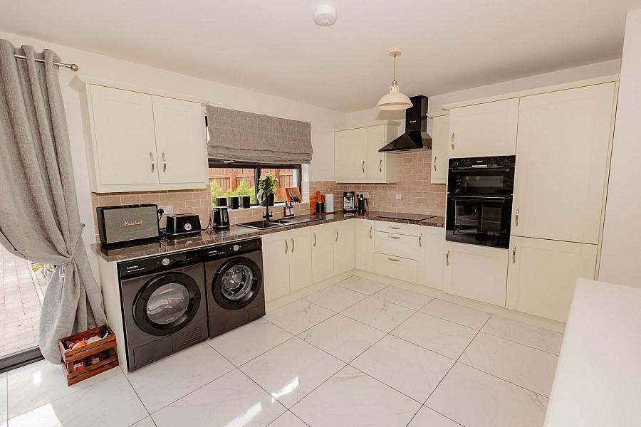 16 Carn Hill