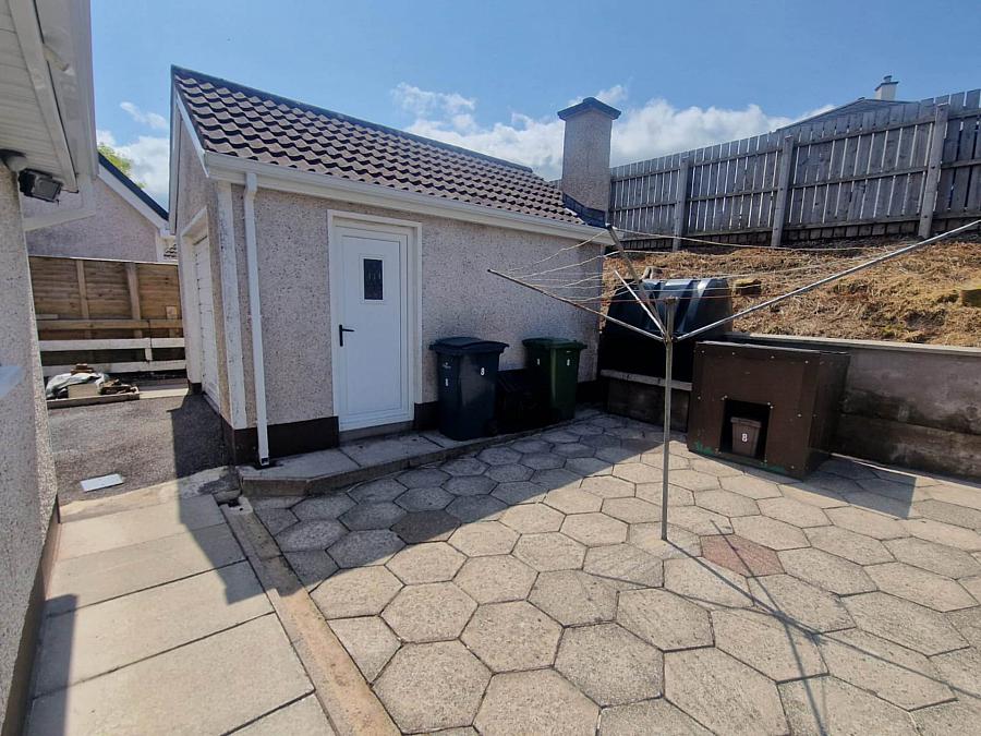 8 Drumkeen Court
