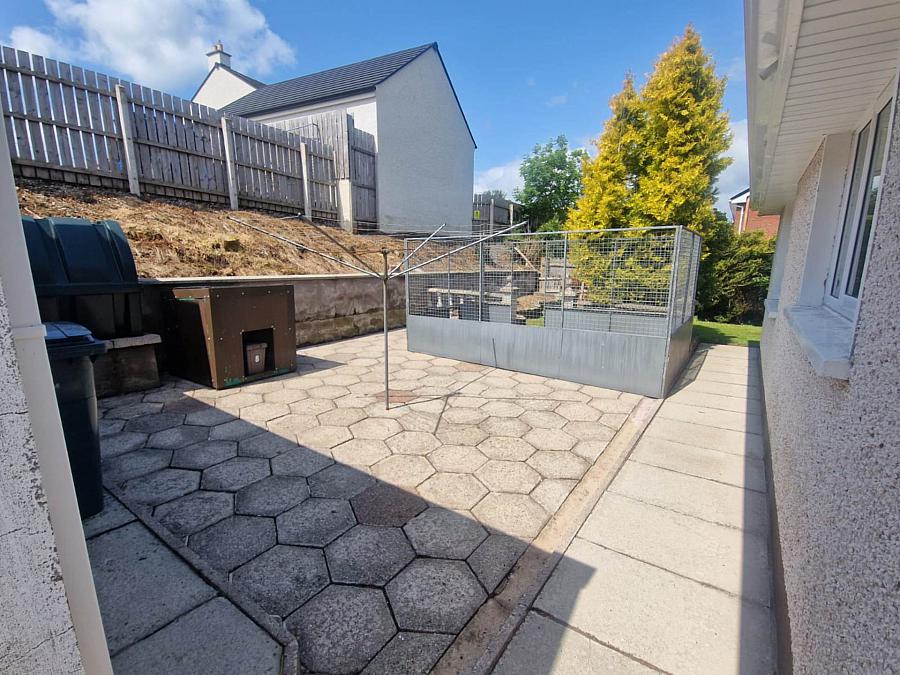 8 Drumkeen Court