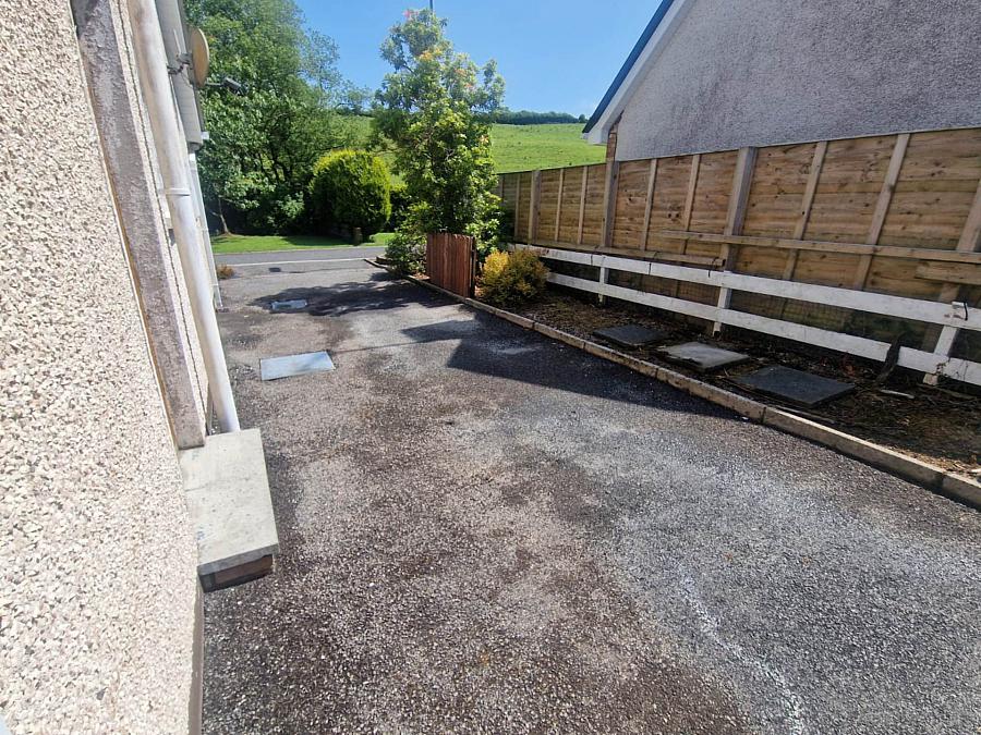 8 Drumkeen Court