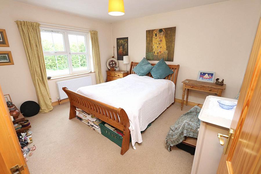 9.7 Acres Bungalow & Sheds Cooneen Road 9.7 Acres Bungalow & Sheds Cooneen Road