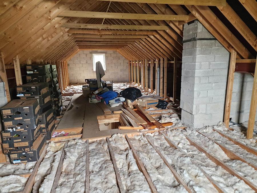 9.7 Acres Bungalow & Sheds Cooneen Road 9.7 Acres Bungalow & Sheds Cooneen Road