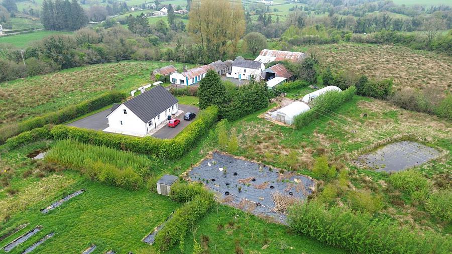 9.7 Acres Bungalow & Sheds Cooneen Road 9.7 Acres Bungalow & Sheds Cooneen Road