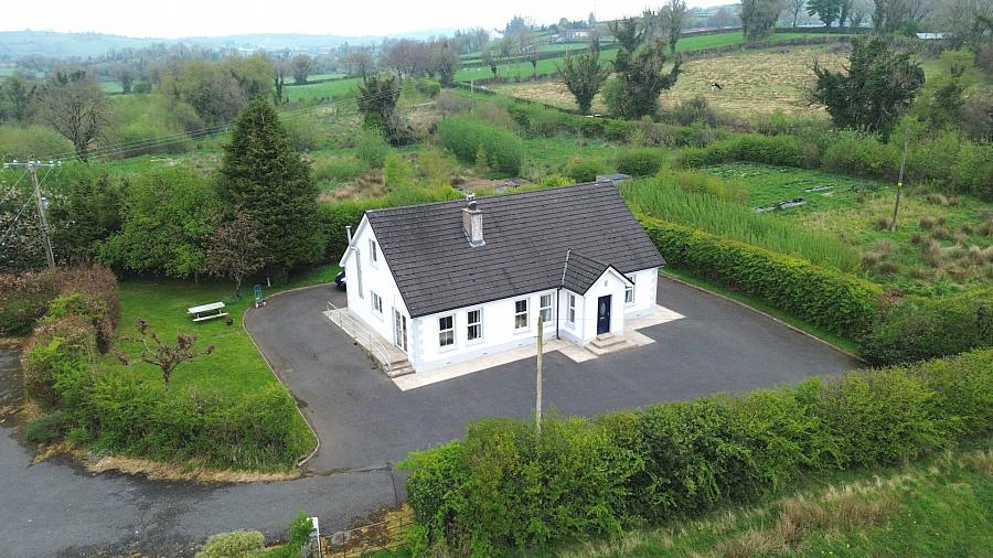 9.7 Acres Bungalow & Sheds Cooneen Road 9.7 Acres Bungalow & Sheds Cooneen Road