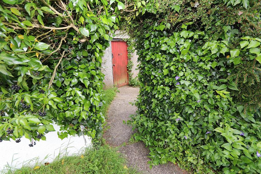 9.7 Acres Bungalow & Sheds Cooneen Road 9.7 Acres Bungalow & Sheds Cooneen Road