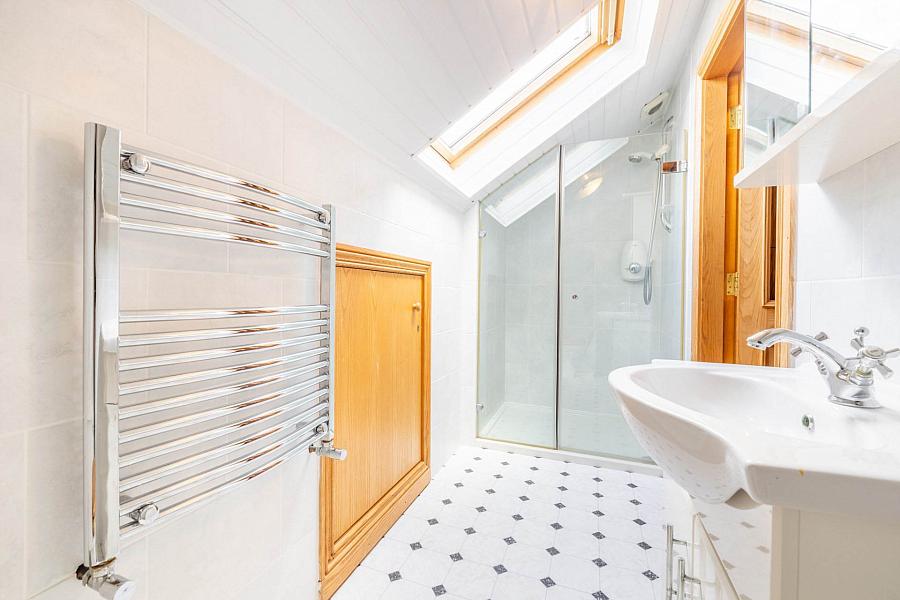 1 Colebrooke Park Road