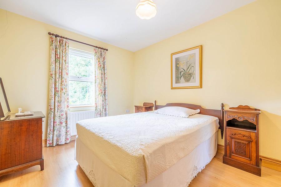 1 Colebrooke Park Road