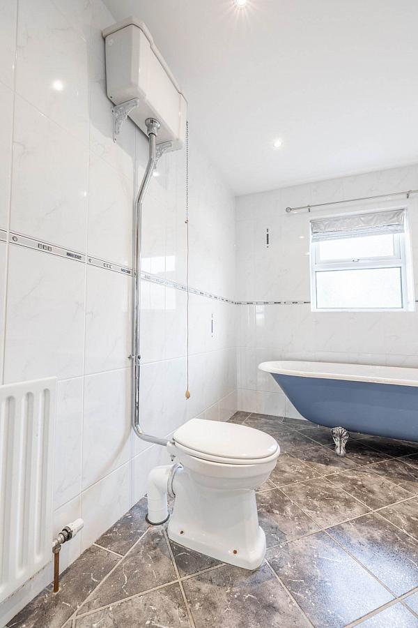 1 Colebrooke Park Road