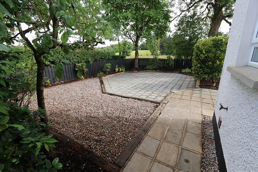 18 Edfield Park