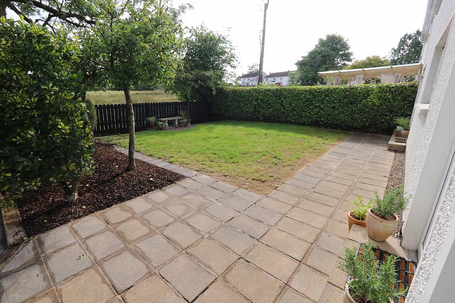 18 Edfield Park