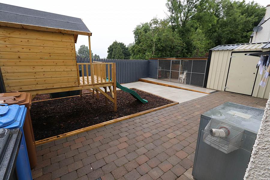 16 Lakebourne Lodge